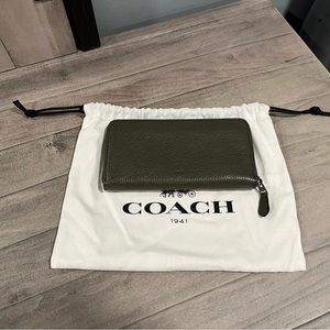 Coach 1941 Accordion Zip Wallet Style #86870